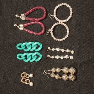 Set 6 dangle earrings